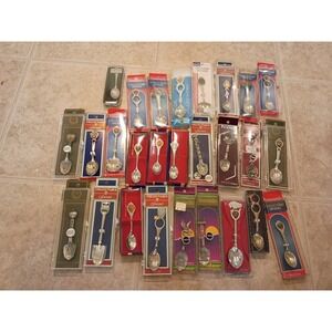 Bundle Of Souvenir Spoons 27 , States, Some Pewter